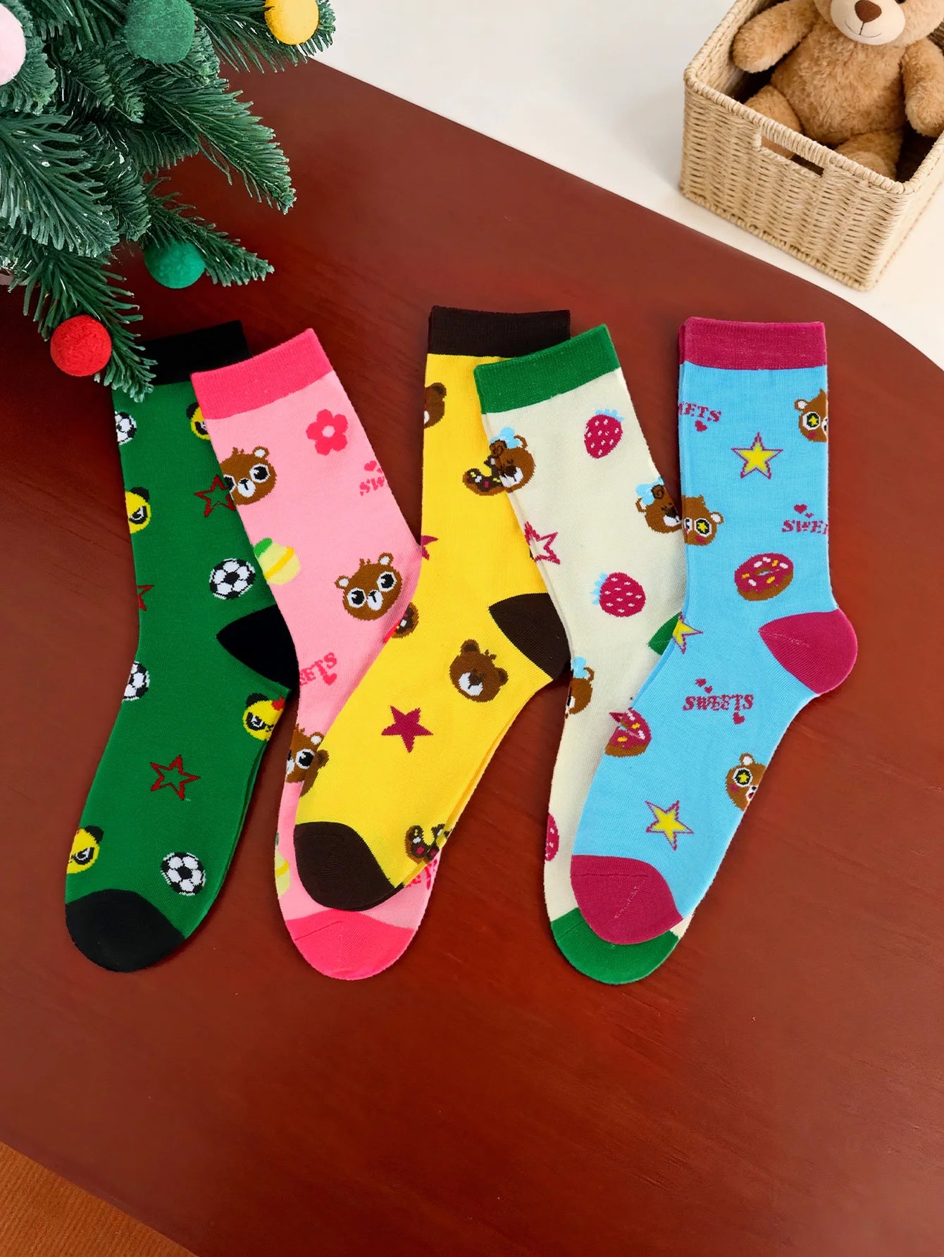 Men's Cartoon Teddy Bear Mid-Calf Crew Socks - 4