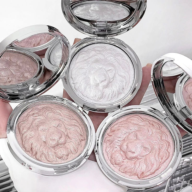 Lion Embossed Shimmer Highlighter Powder