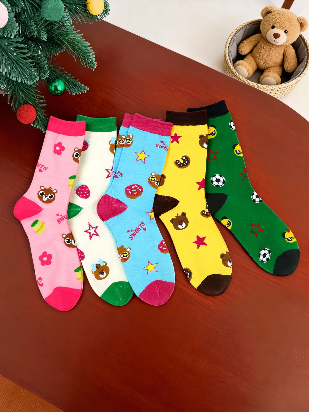 Men's Cartoon Teddy Bear Mid-Calf Crew Socks