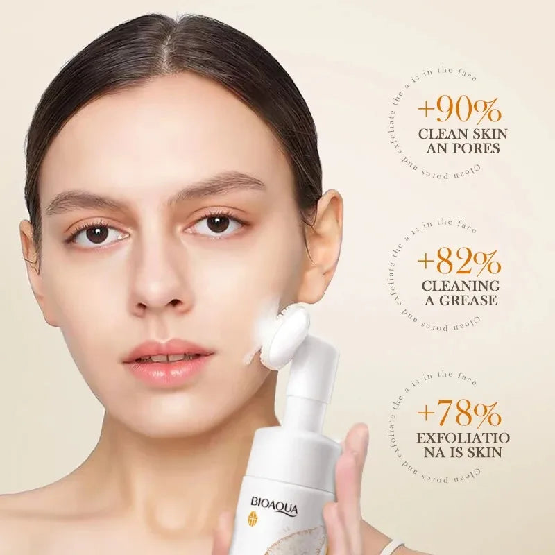 Rice Extract Foaming Facial Cleanser with Silicone Brush