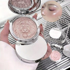 Lion Embossed Shimmer Highlighter Powder
