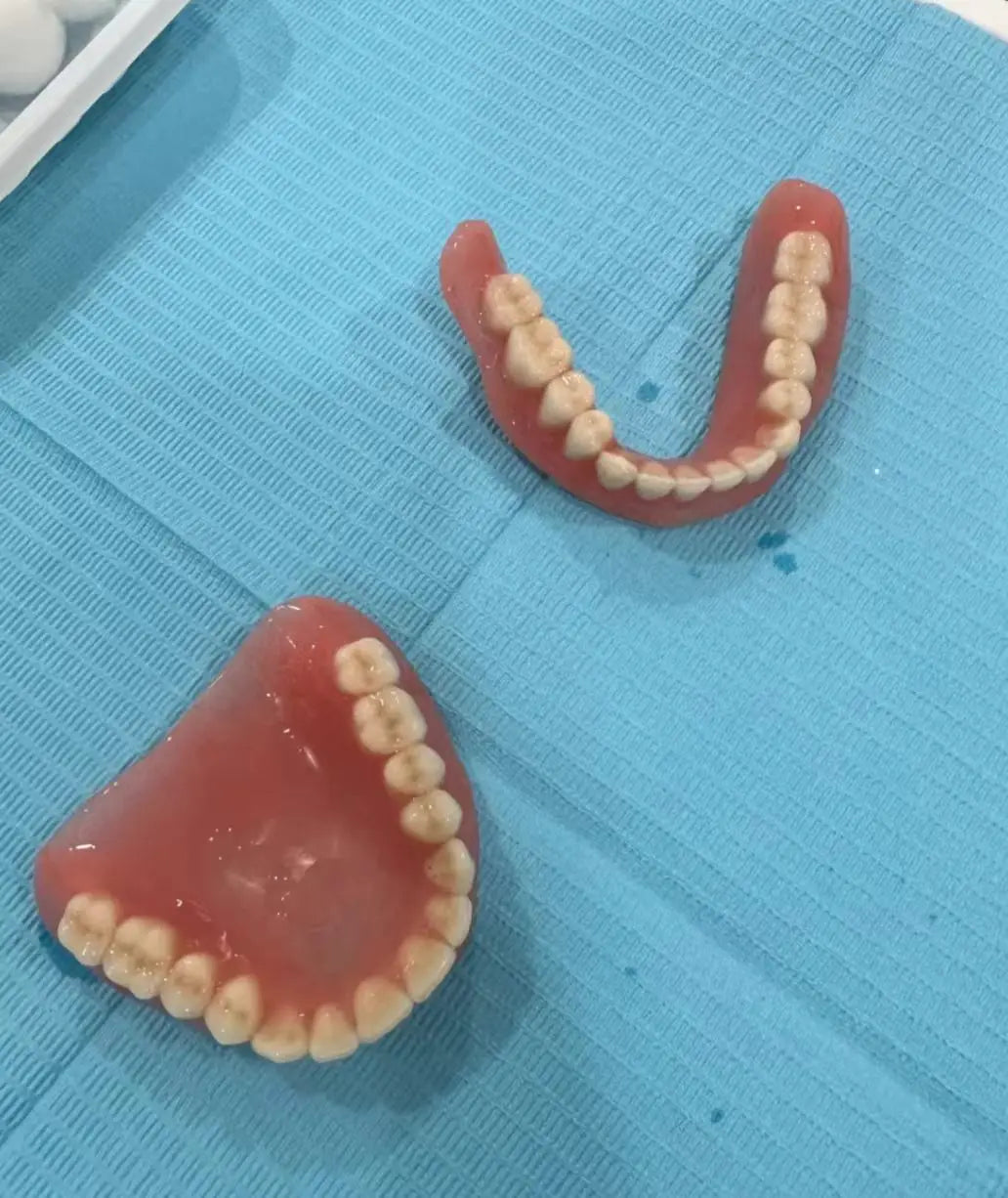 Temporary Instant Smile Moldable Denture Set