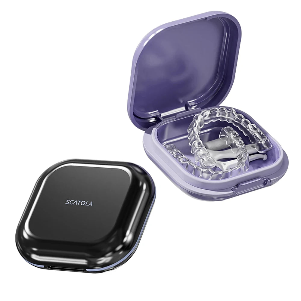 Portable Orthodontic Retainer and Aligner Case