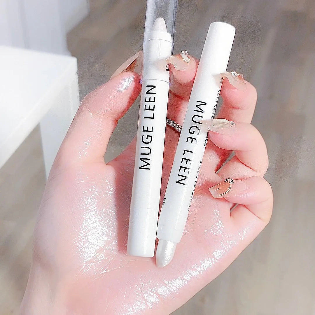Shimmering Eye Highlighter and Eyeshadow Pencil - 2