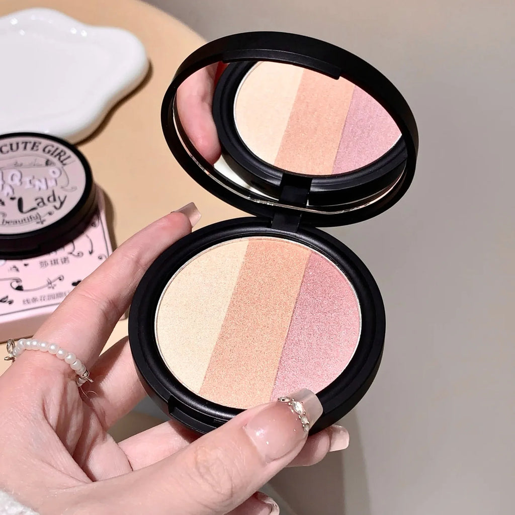 Triple-Tone Gradient Matte Highlighter and Blush Palette