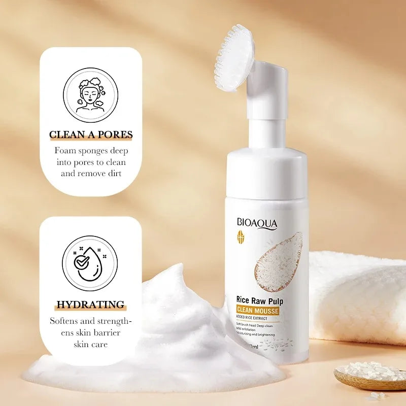 Rice Extract Foaming Facial Cleanser with Silicone Brush - 15
