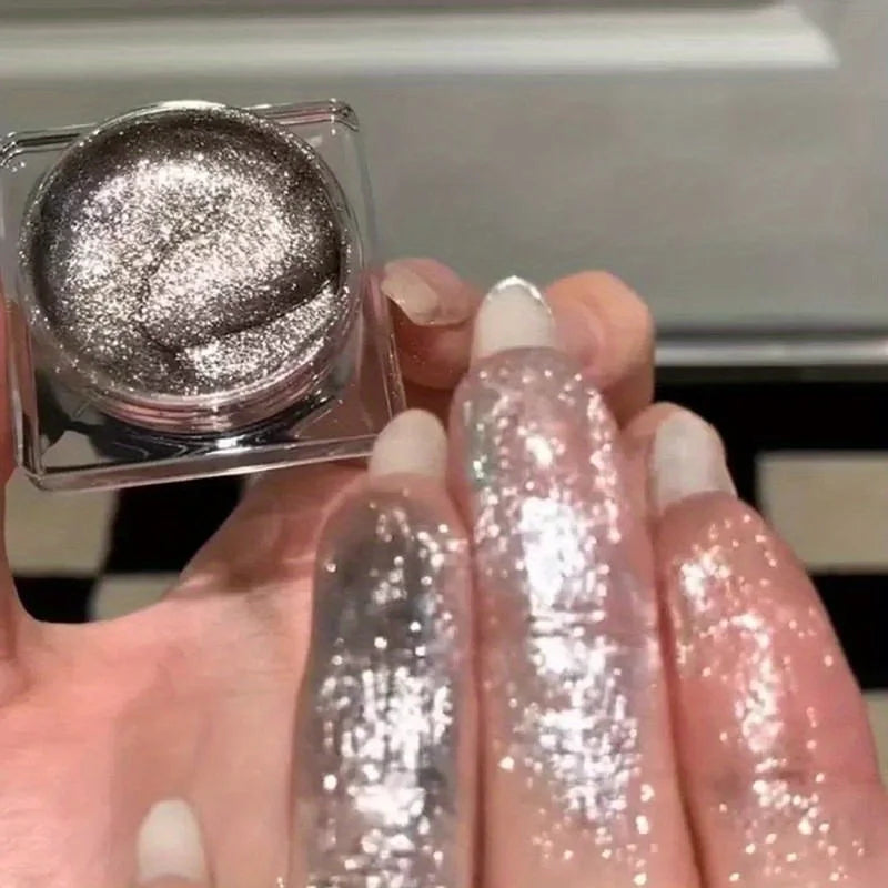Diamond Shimmer Glitter Eyeshadow for Radiant Eye Makeup - 4