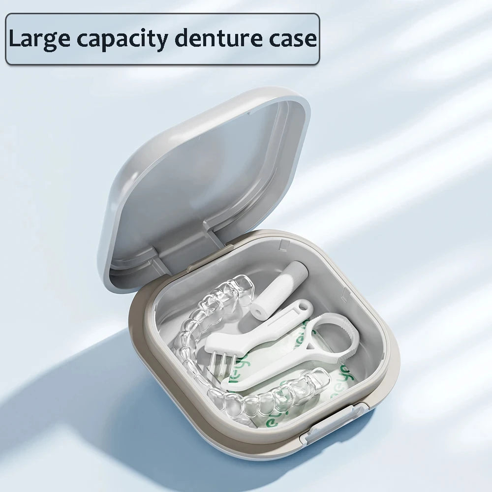 Portable Orthodontic Retainer and Aligner Case