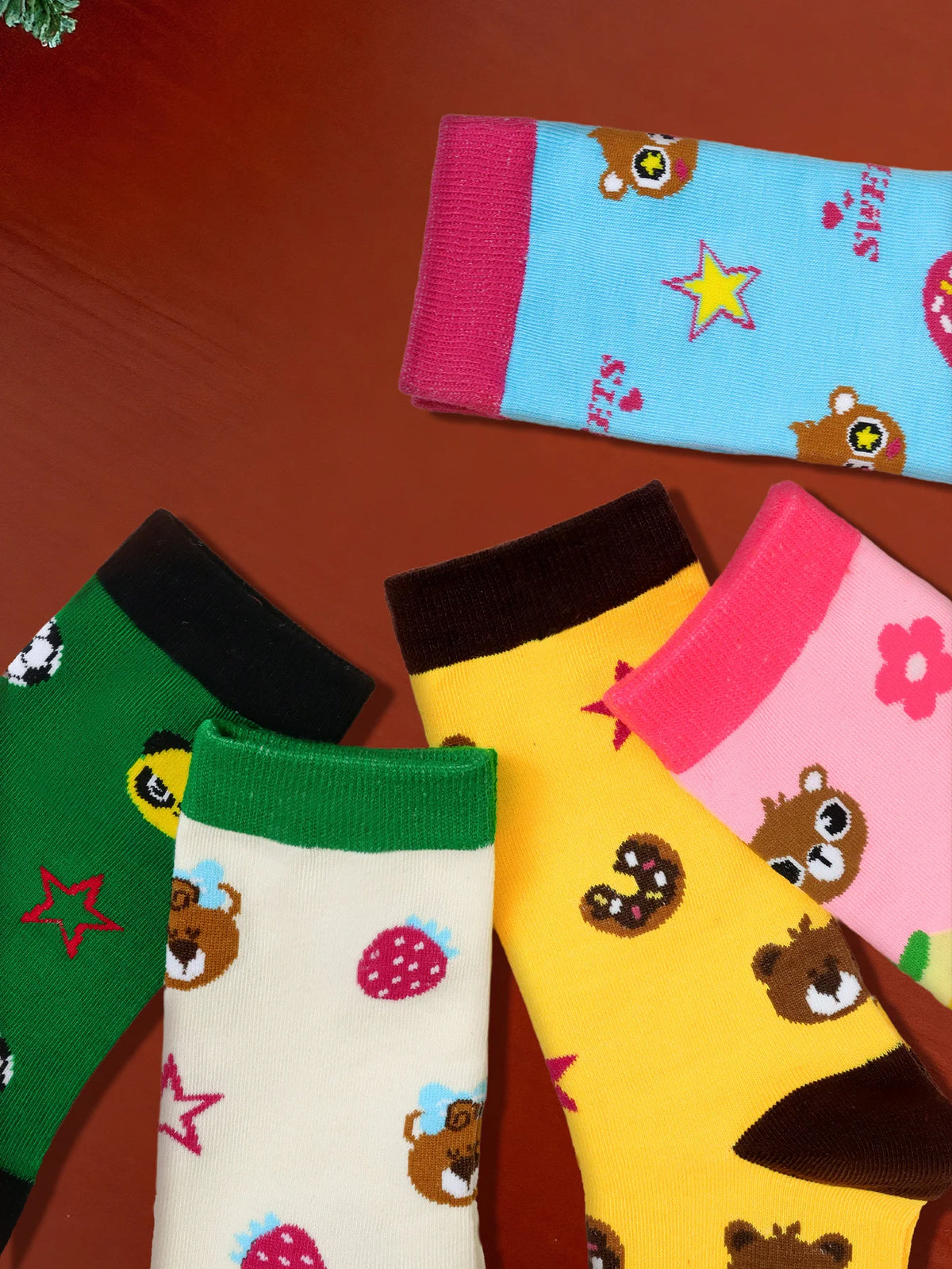 Men's Cartoon Teddy Bear Mid-Calf Crew Socks