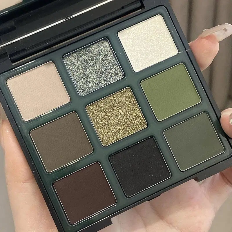 9-Color Olive Green Smokey Eyeshadow Palette - 13